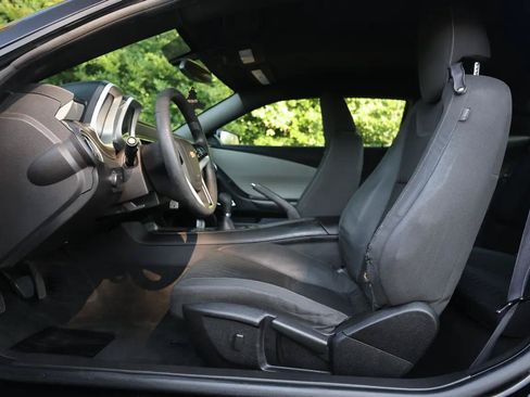 Used 2013 Chevrolet Camaro LS RWD image 26