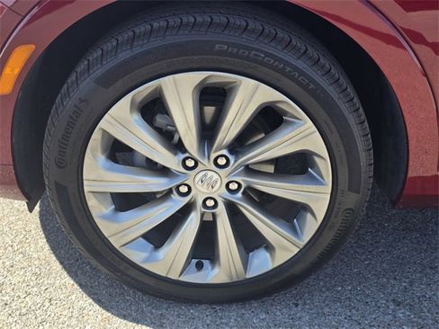 Used 2025 Buick Envista Avenir image 9