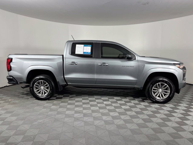 Used 2024 Chevrolet Colorado LT RWD image 13
