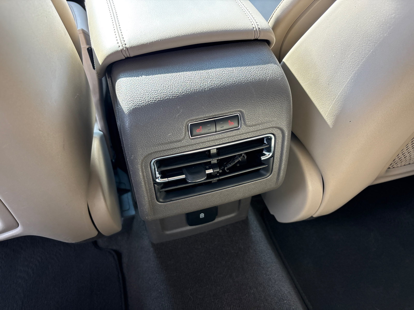 Certified 2022 Lincoln Corsair AWD w/ Equipment Group 101A image 31