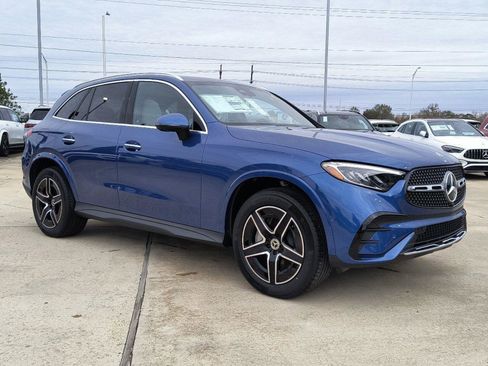 New 2025 Mercedes-Benz GLC 300 4MATIC image 5