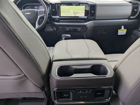 New 2026 Chevrolet Silverado 1500 LTZ w/ LTZ Premium Package AWD/4WD image 30