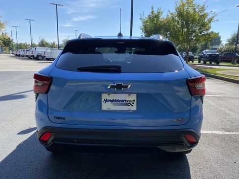 Used 2024 Chevrolet Trax RS w/ Driver Confidence Package FWD image 8