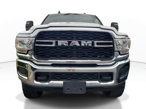 Used 2024 RAM 2500 Tradesman w/ Chrome Appearance Group image 2