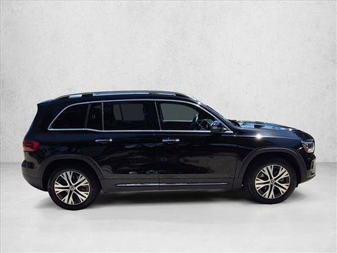 Certified 2024 Mercedes-Benz GLB 250 4MATIC image 4