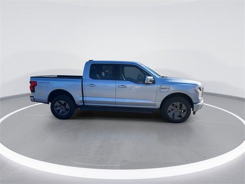 Certified 2022 Ford F150 Lightning Lariat w/ Tow Technology Package image 8