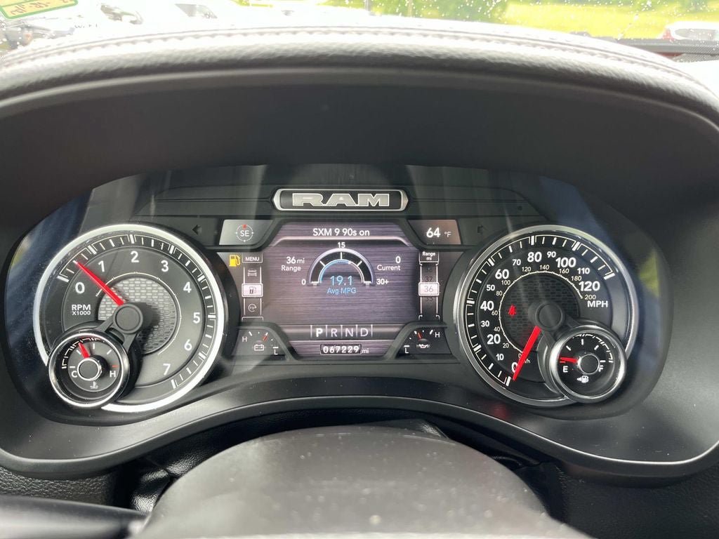 Used 2024 RAM 1500 Laramie RWD image 35