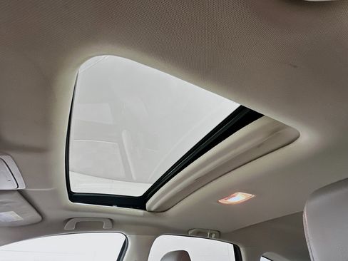 Used 2016 Honda CR-V Touring image 25