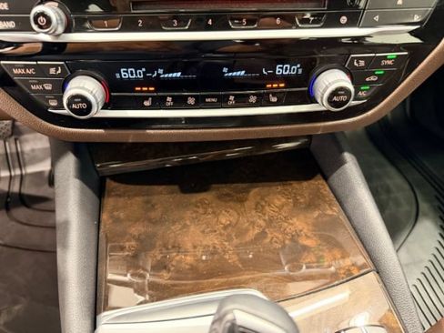 Used 2017 BMW 530i xDrive w/ Driving Assistance Package AWD/4WD image 44