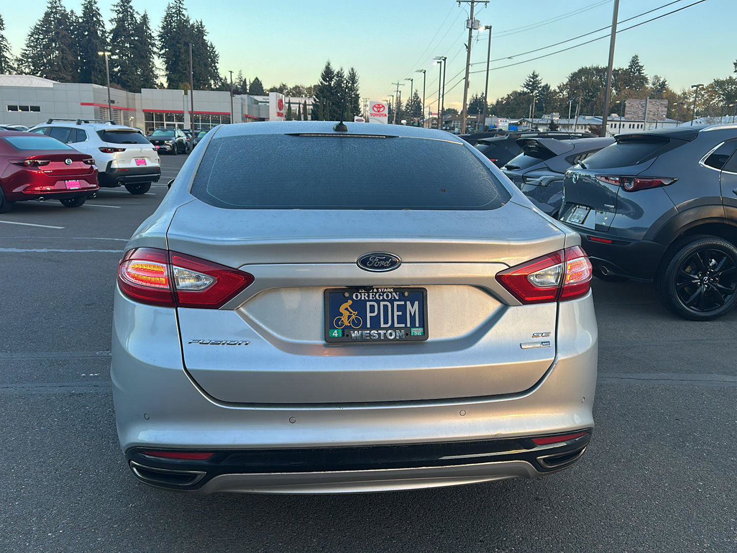 Used 2016 Ford Fusion SE w/ Equipment Group 202A AWD/4WD image 4