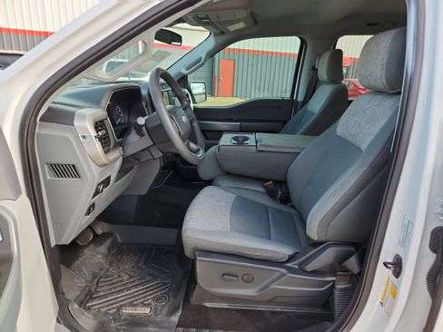 Used 2023 Ford F150 XLT image 9