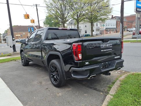 Certified 2023 GMC Sierra 1500 Elevation w/ X31 Off-Road Package AWD/4WD image 7
