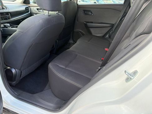 Used 2023 Nissan Rogue S FWD image 20
