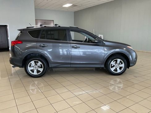 Used 2015 Toyota RAV4 XLE AWD/4WD image 6