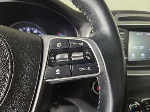 Used 2020 Kia Sorento EX image 24