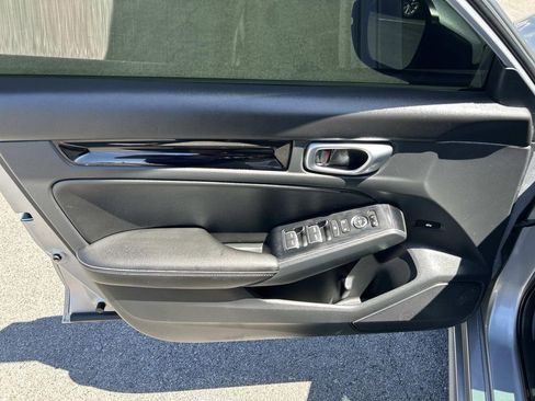 Used 2024 Honda Civic Touring image 23