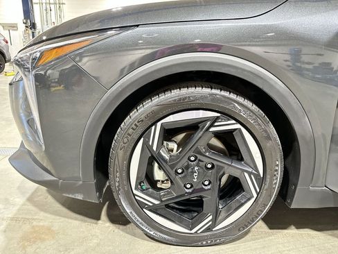 Used 2025 Kia K4 EX image 18