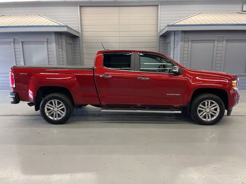 Used 2016 GMC Canyon SLT image 8