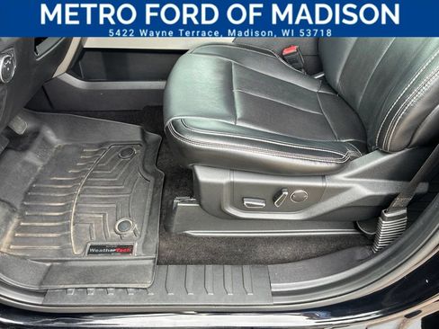 Used 2018 Ford F150 Lariat w/ Equipment Group 502A Luxury AWD/4WD image 17