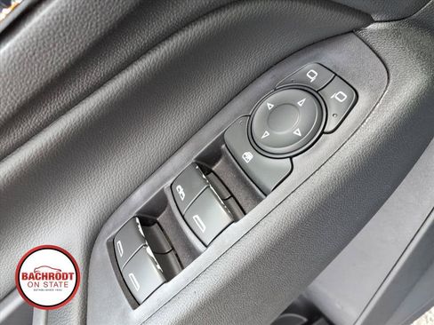 Used 2020 Chevrolet Equinox LT AWD/4WD image 16