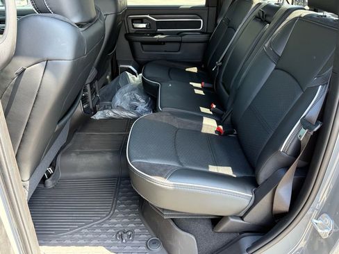 New 2026 RAM 3500 Laramie AWD/4WD image 17