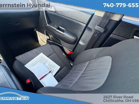 Used 2019 Kia Sportage LX image 11