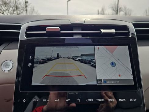 Used 2024 Hyundai Tucson SEL w/ Convenience Package image 17