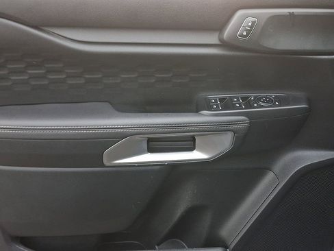 Used 2024 Ford Ranger XLT image 14