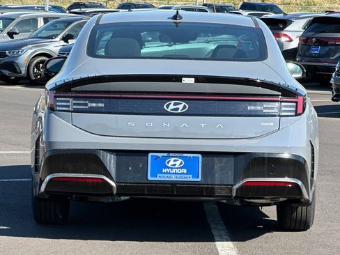 New 2025 Hyundai Sonata SEL image 4