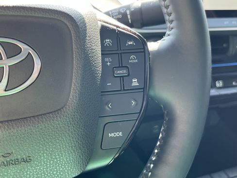 Used 2024 Toyota Prius XLE image 22