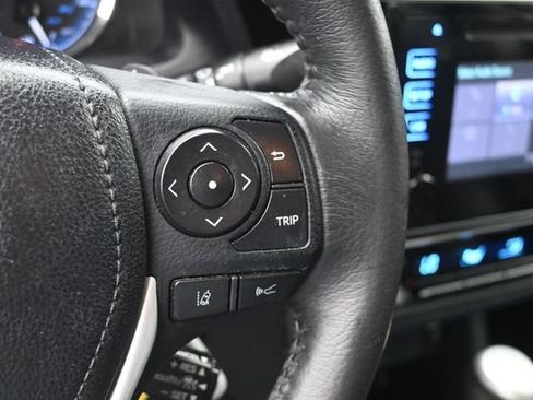 Used 2017 Toyota Corolla SE FWD image 27