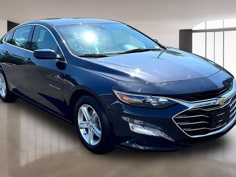 Used 2023 Chevrolet Malibu LT FWD image 1
