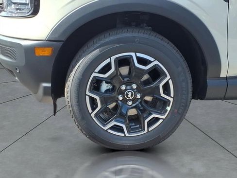 New 2025 Ford Bronco Sport Outer Banks w/ Outer Banks Tech Package+ image 12