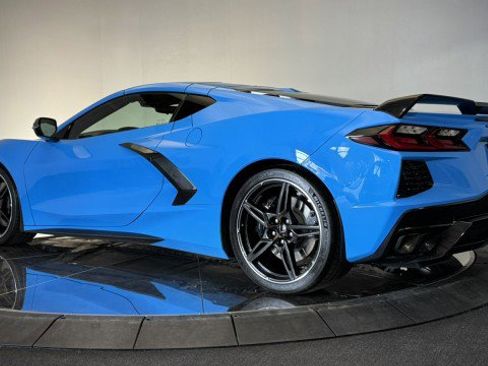 Used 2024 Chevrolet Corvette Stingray Premium Cpe w/ Z51 Performance Package RWD image 26