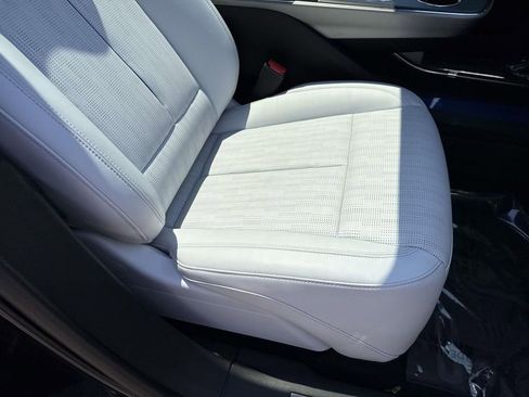 Used 2024 Cadillac Lyriq Luxury w/ LPO, Floor Liner Package AWD/4WD image 28
