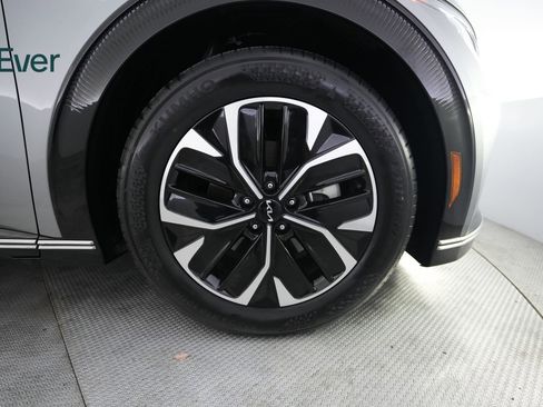 Used 2024 Kia EV6 Wind RWD image 20