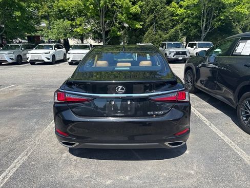 Used 2024 Lexus ES 350 w/ Premium Package FWD image 5