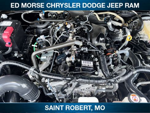 Used 2025 Toyota Tacoma SR5 image 14