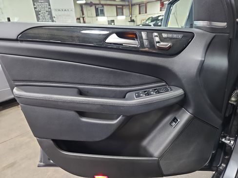 Used 2017 Mercedes-Benz GLE 350 4MATIC image 28
