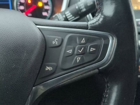 Used 2019 Chevrolet Equinox LT image 23