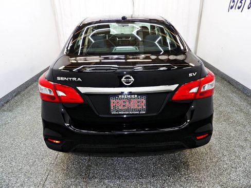 Used 2019 Nissan Sentra SV FWD image 5