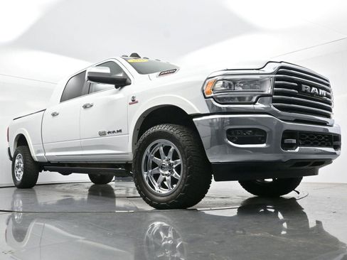 Used 2022 RAM 2500 Limited AWD/4WD image 47
