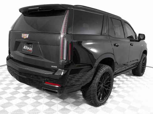 Used 2026 Cadillac Escalade Sport w/ Touring Package image 6