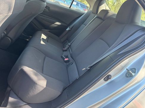 Used 2025 Toyota Corolla LE FWD image 37