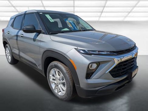 New 2026 Chevrolet TrailBlazer LS w/ LS Convenience Package FWD image 1