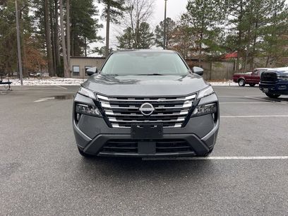 Used 2024 Nissan Rogue SV