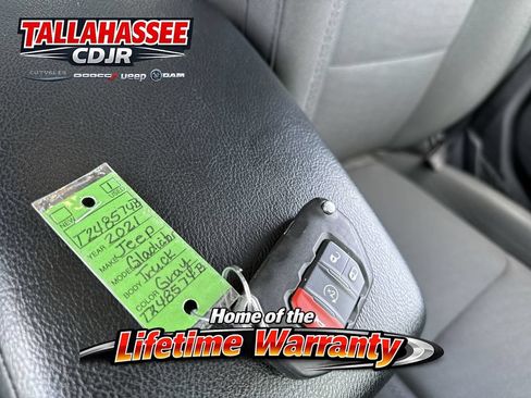 Used 2021 Jeep Gladiator Sport AWD/4WD image 32