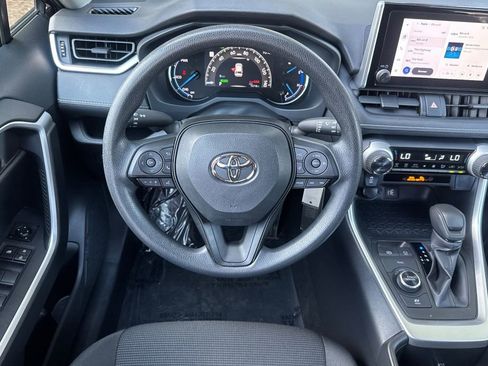 Certified 2025 Toyota RAV4 LE image 13