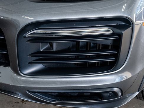 Used 2023 Porsche Cayenne GTS image 14