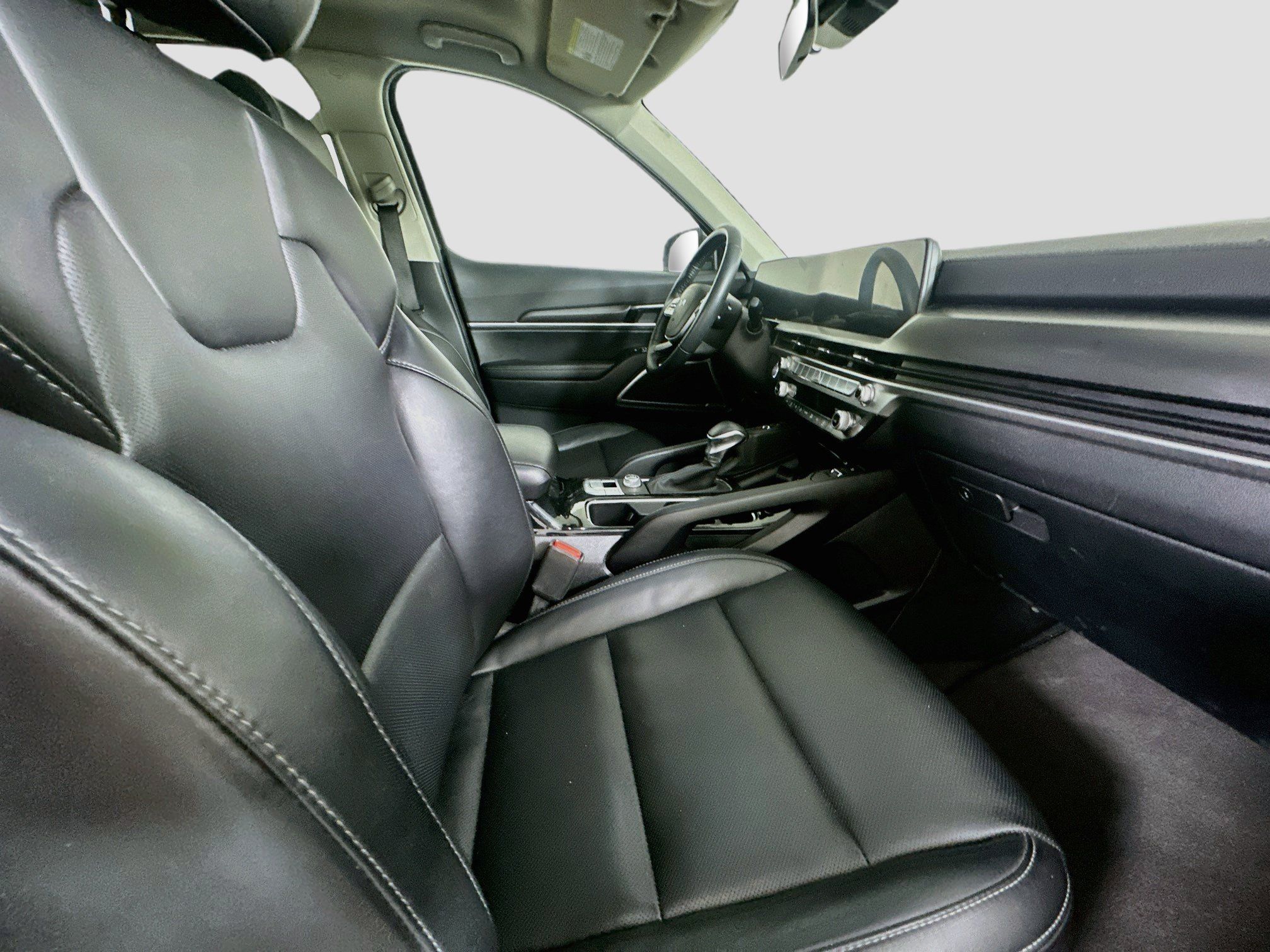 Used 2025 Kia Telluride S FWD image 33